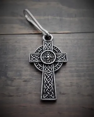 Daniel Smart Celtic Cross Zipper Pull